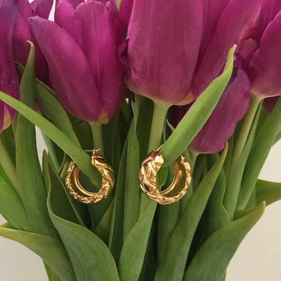 Missoma Lucy Williams Chunky Waffle Hoop Earrings - Picture 6 of 11